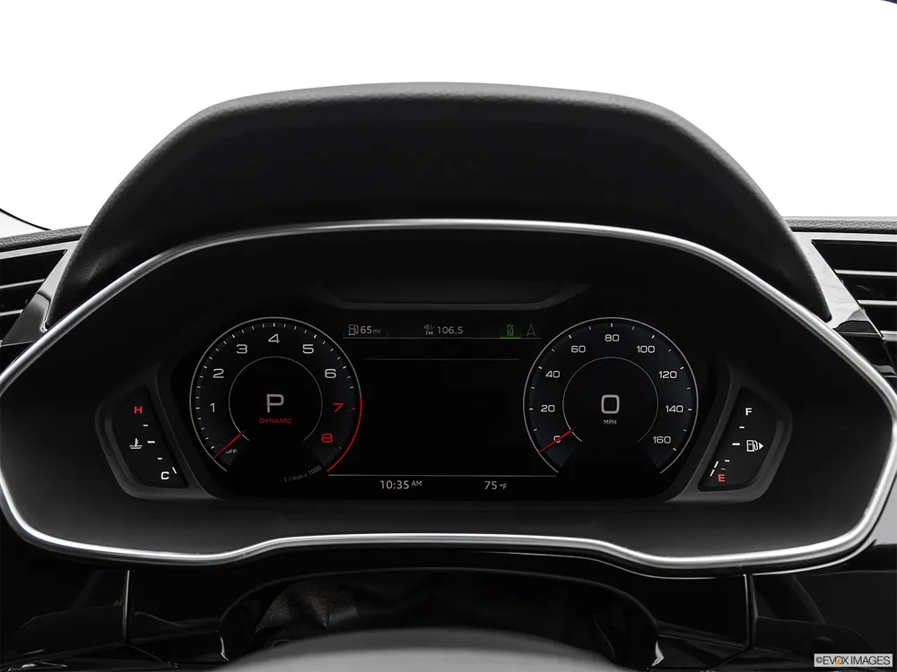 2022 Audi Q3 35 TFSI S-line (150 HP)