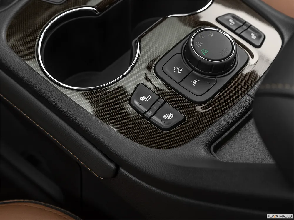 2021 GMC Acadia 3.6L AT4 (AWD)