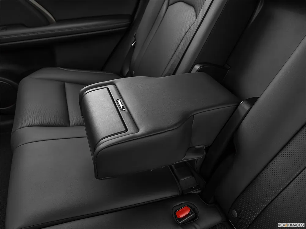 2022 Lexus RX 450h L Platinum (7 Seats)