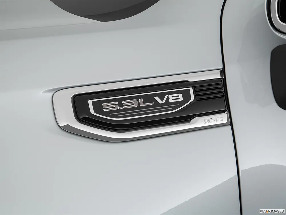 2022 GMC Sierra 5.3L V8 SLT Crew Cab (AWD)