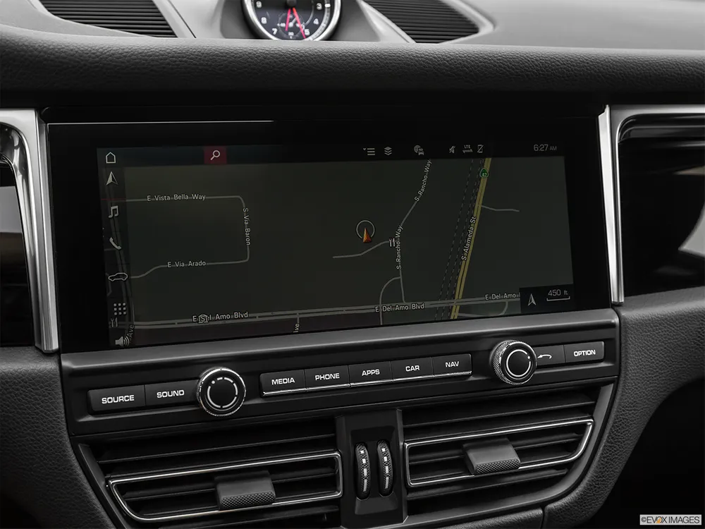 2021 Porsche Macan Turbo