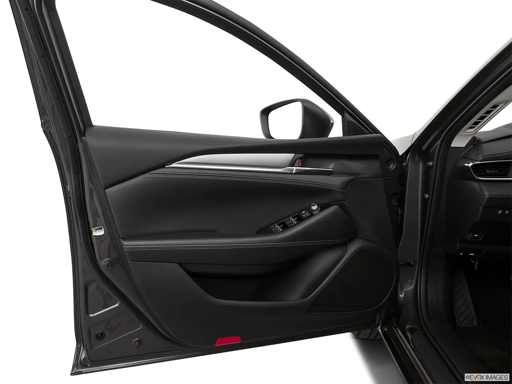 2022 Mazda 6 2.5L V w/ Sunroof