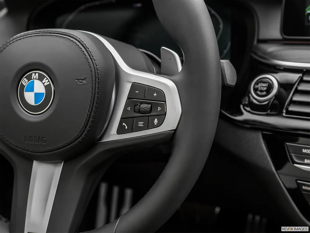 2023 BMW 5 Series 520i