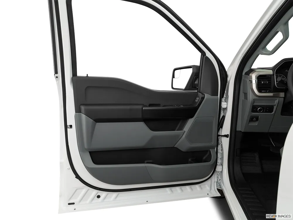 2021 Ford F-150 3.3L V6 Crew Cab XL