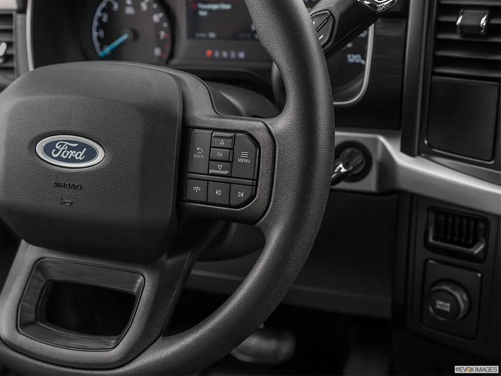 2021 Ford F-150 3.3L V6 Crew Cab XL