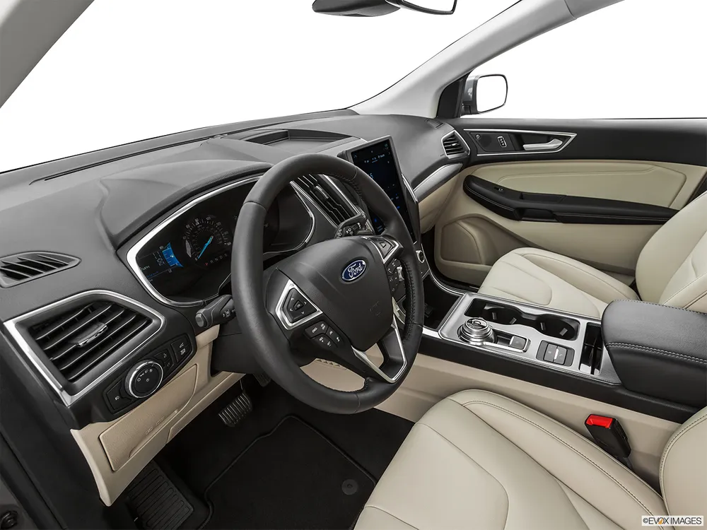 2021 Ford Edge Titanium