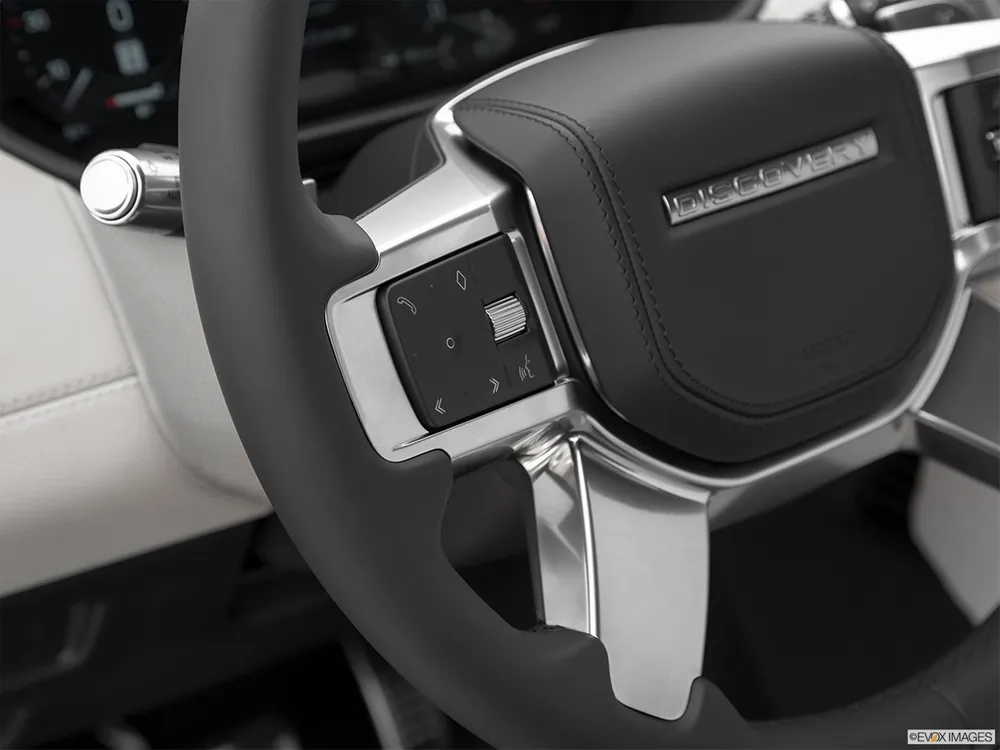 2022 Land Rover Discovery 3.0L R-Dynamic HSE (360 HP)