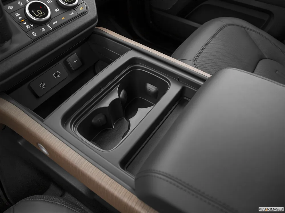 2022 Land Rover Defender 90 X (P400)