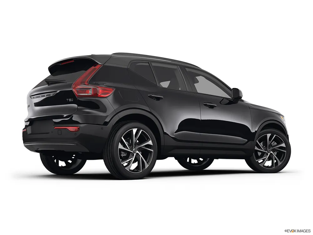 2022 Volvo XC40 2.0T T4 FWD Momentum