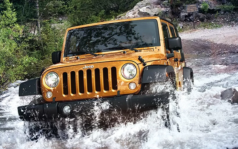 2014 Jeep Wrangler Unlimited Sahara 3.6L Standard