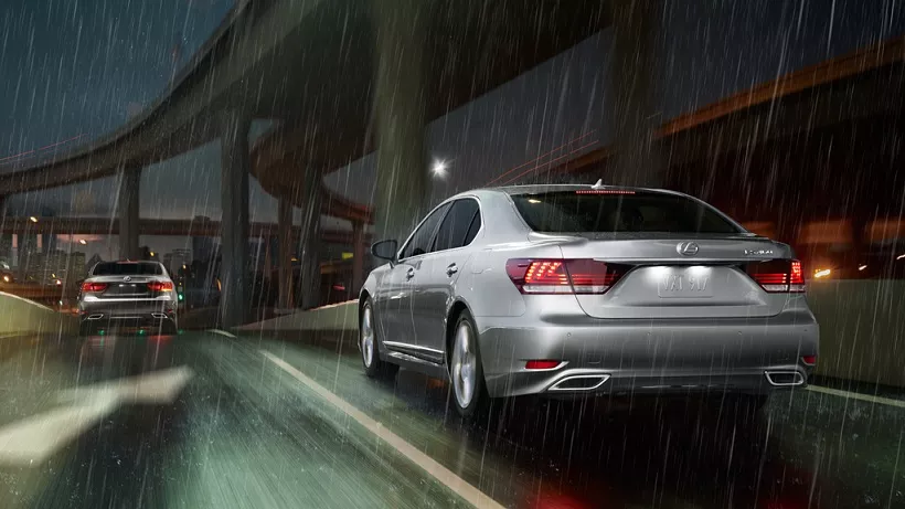 2014 Lexus LS 460 Titanium (LWB)