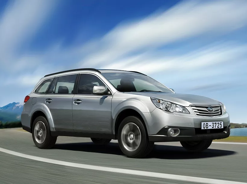 2014 Subaru Outback 2.5L Standard