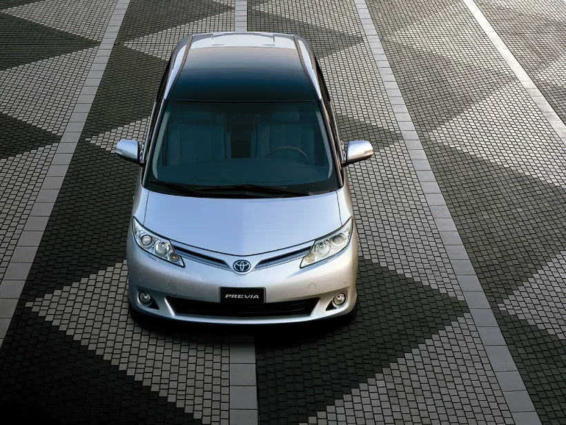 2022 Toyota Previa 2.4L SE