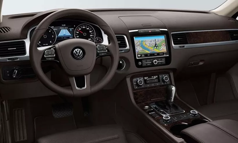 2017 Volkswagen Touareg 3.6L SEL