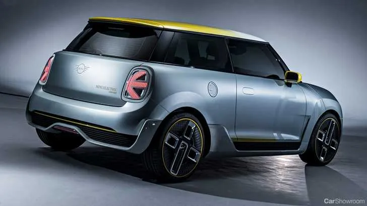 2022 Mini SE EV 135KW ALL4 (181 HP)