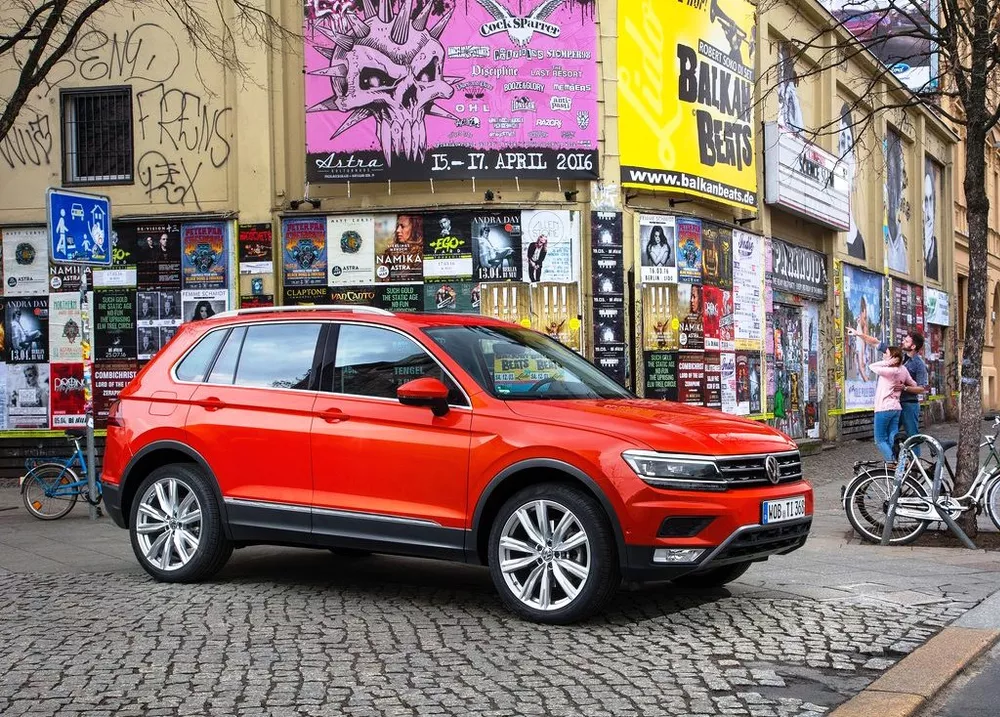 2017 Volkswagen Tiguan 2.0L R-Line