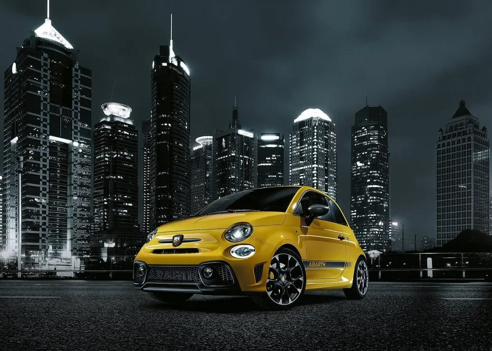 2023 Abarth 595 1.4T Competizione (Hard-Top)