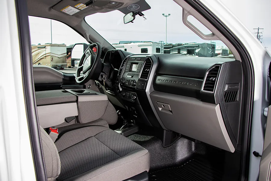 2021 Ford Super Duty F-550 Chassis Cab DRW (FWD)