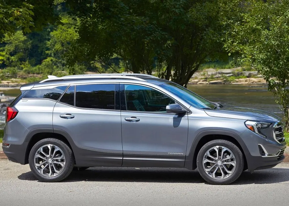 2022 GMC Terrain 1.5T AT4
