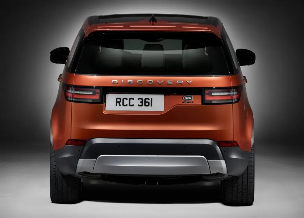 2021 Land Rover Discovery 3.0L V6 HSE (360 HP)
