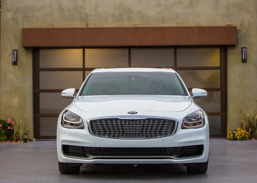 2023 Kia K900 5.0L GDI V8