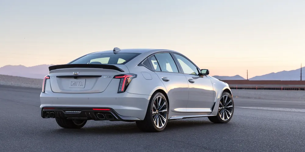 2024 Cadillac CT5-V Blackwing 6.2L SC Blackwing (668 HP)