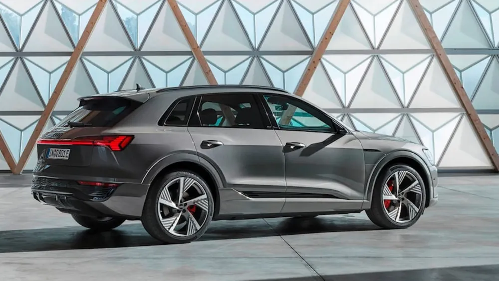 2024 Audi Q8 e-tron Advanced 55 quattro