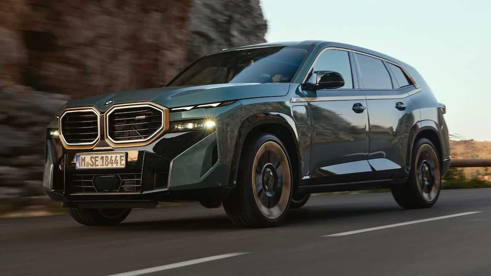 2023 BMW XM V8 650HP