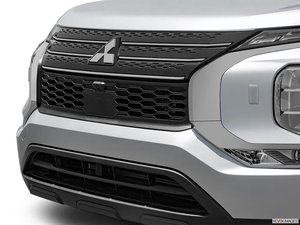 2024 Mitsubishi Outlander 2.4L PHEV (S-AWD) Baseline