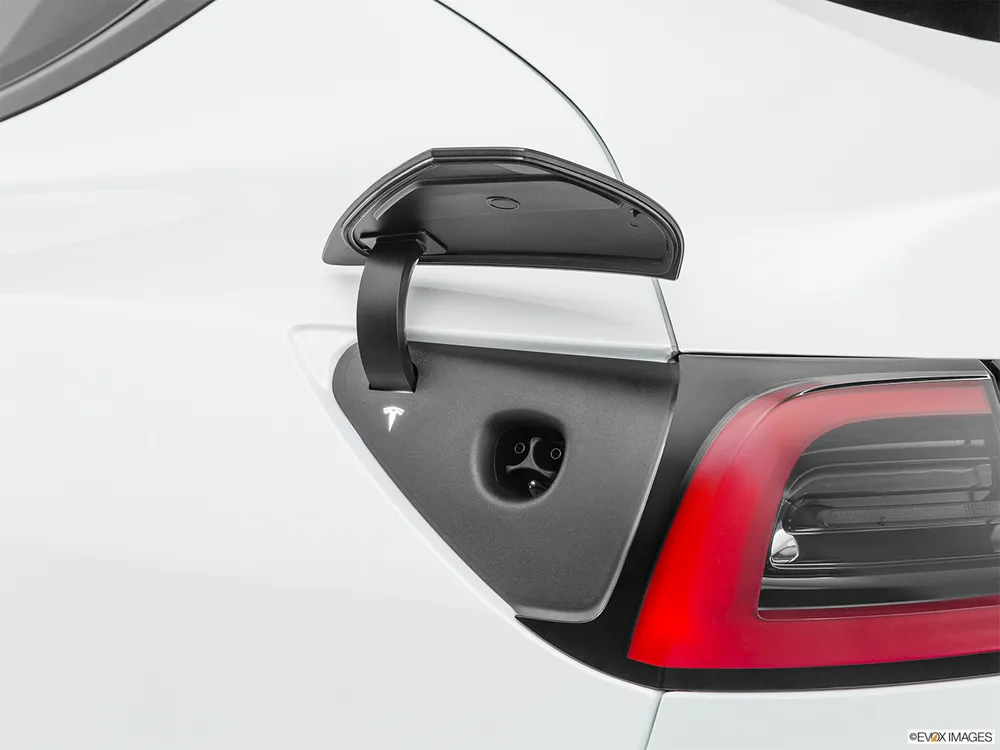 2022 Tesla Model Y Long Range (AWD)