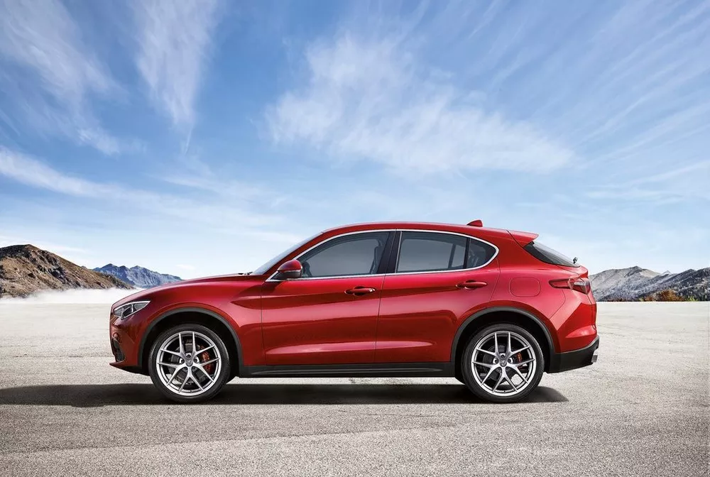 2017 Alfa Romeo Stelvio First Edition