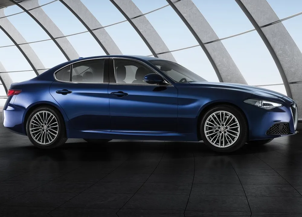 2022 Alfa Romeo Giulia Quadrifoglio