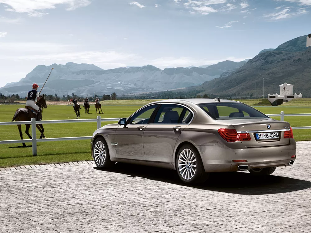2012 BMW 7 Series 740i