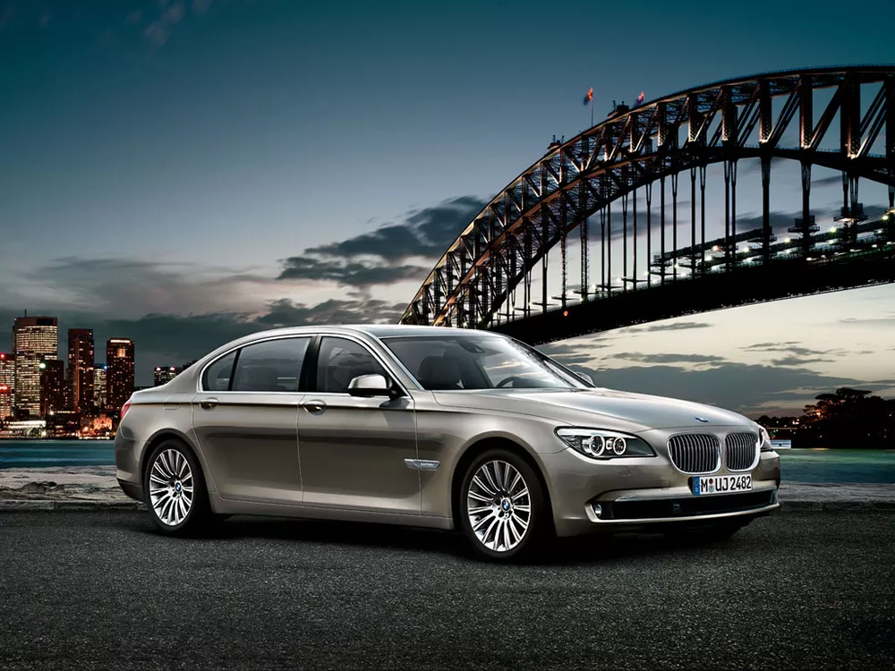 2012 BMW 7 Series 740i