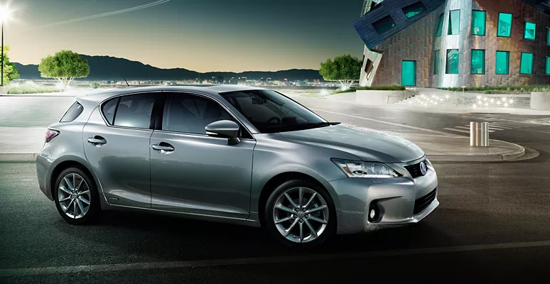 2013 Lexus CT 4 door 1.8L