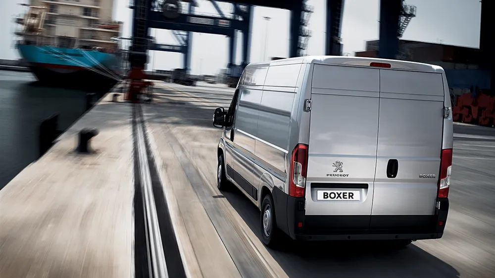 2024 Peugeot Boxer 2.2L Diesel (L4H3)