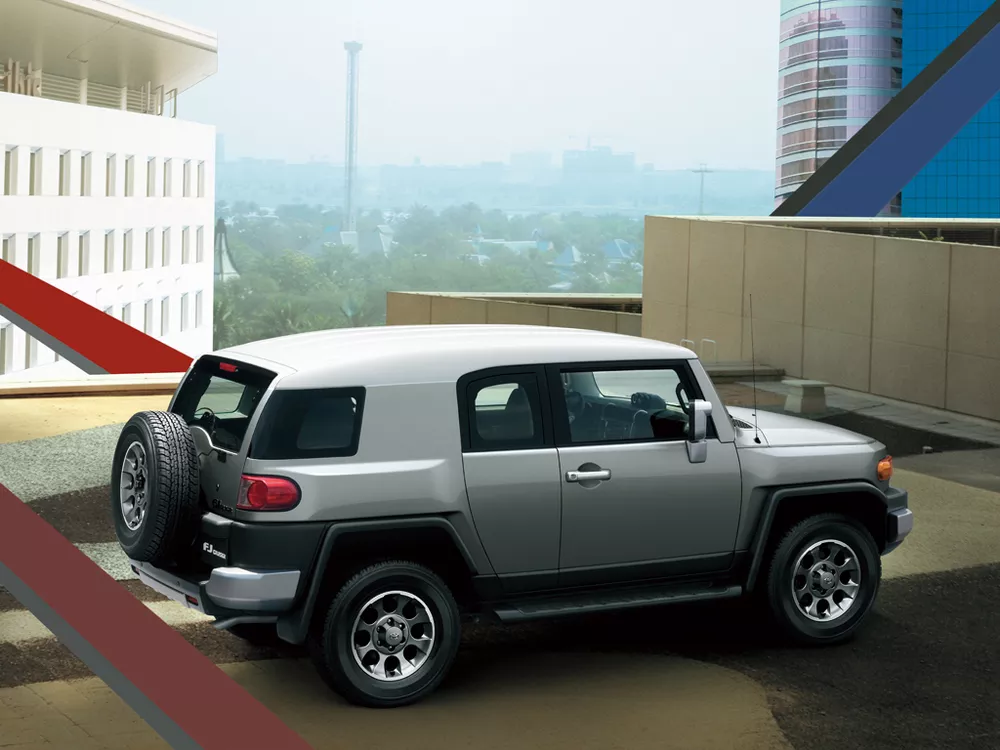 2012 Toyota FJ Cruiser 5 Door 4.0L (Automatic)