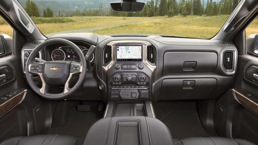 2022 Chevrolet Silverado 6.6L LT (Heavy Duty)