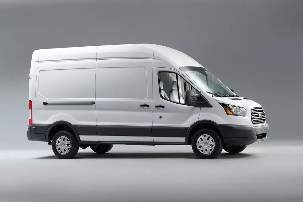 2020 Ford Transit 3.7L 150XL (Medium Roof)