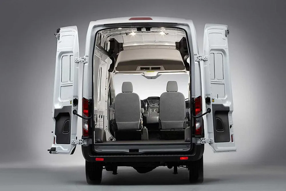 2021 Ford Transit 3.7L 350XL HD DRW (Long-wheelbase)