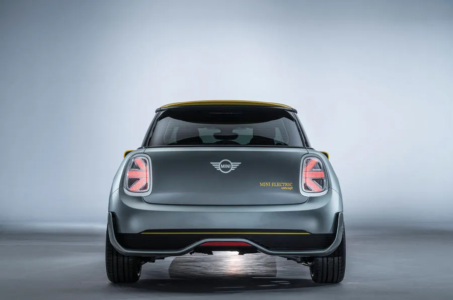 2024 Mini SE EV 135KW ALL4 (181 HP)