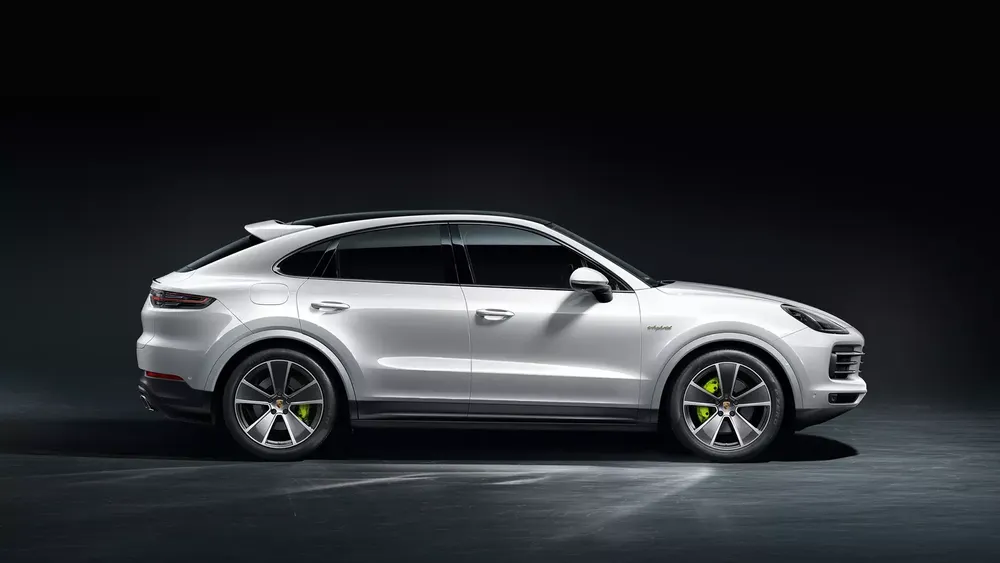 2022 Porsche Cayenne Coupe E-Hybrid