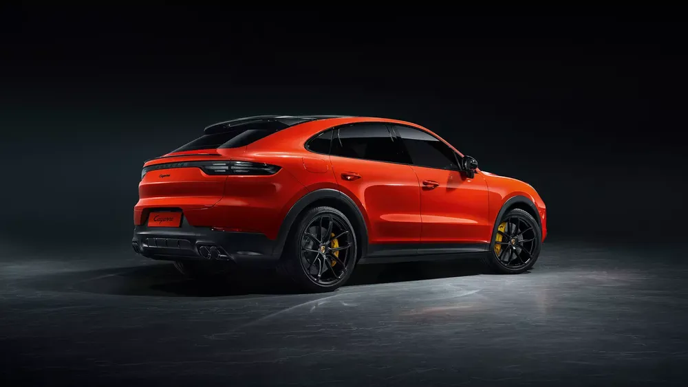 2022 Porsche Cayenne Coupe Turbo GT