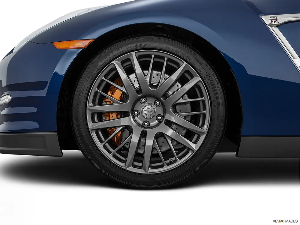 2016 Nissan GT-R 3.8L Premium