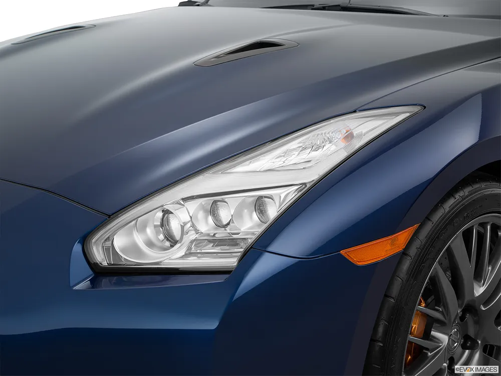 2016 Nissan GT-R 3.8L Premium