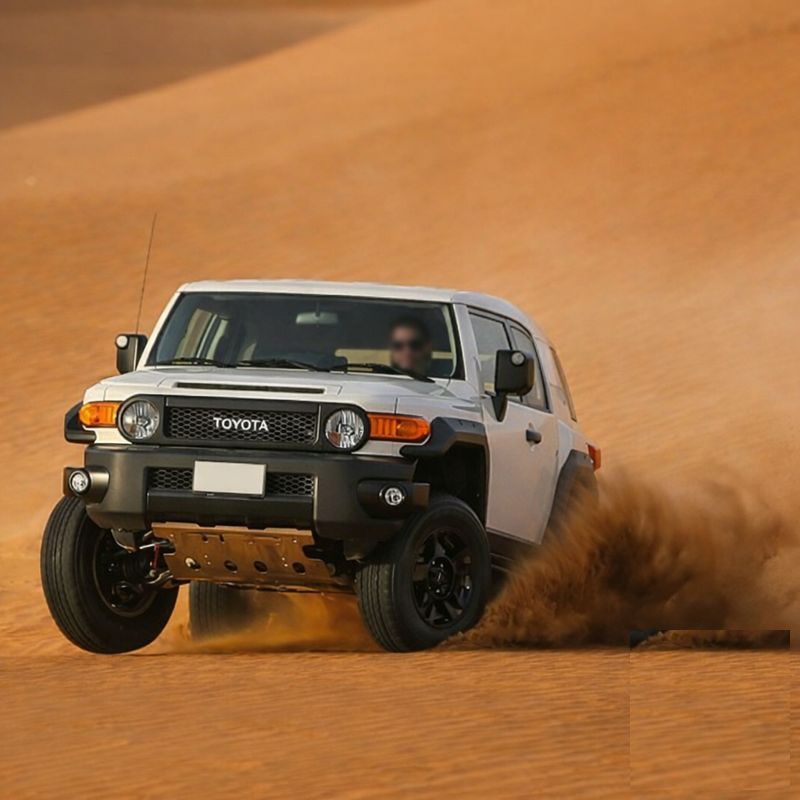 Toyota FJ Cruiser on technical desert terrain