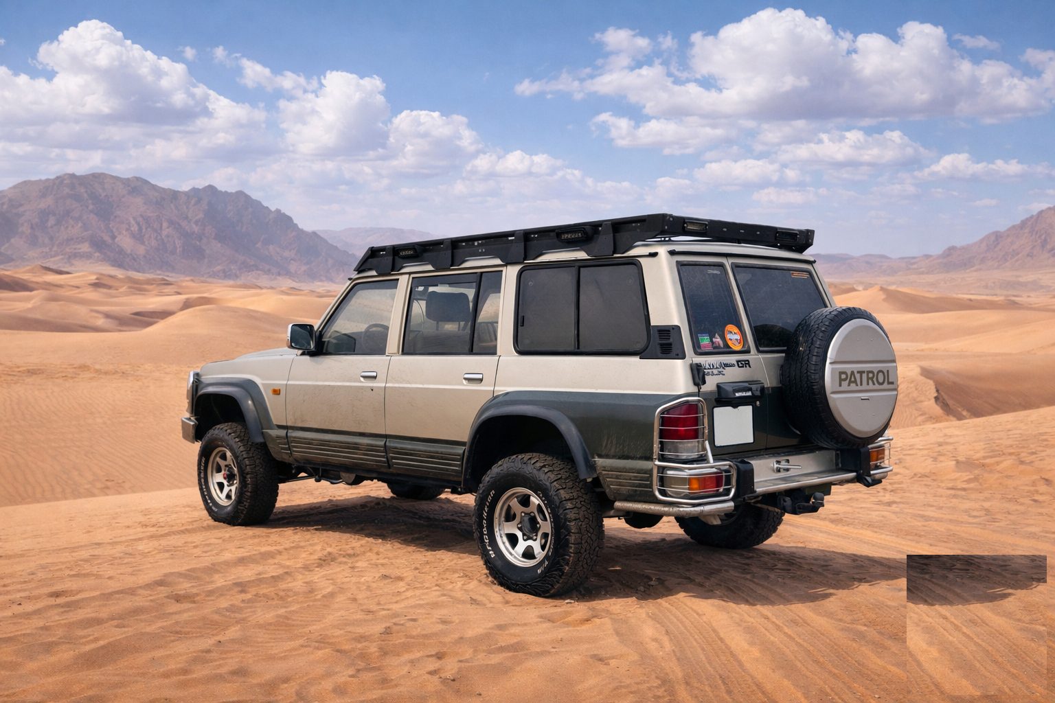 Nissan Patrol Y60 TB42 in classic desert configuration